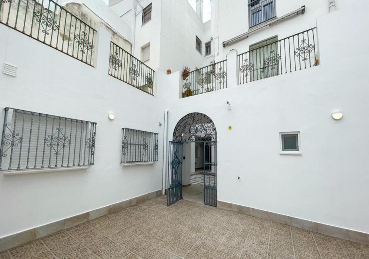 Apartamentos Cervantes 17 Seville Exterior photo